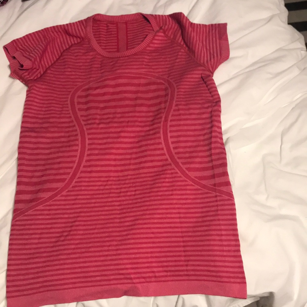 Swiftly Tech Short Sleeve Crew